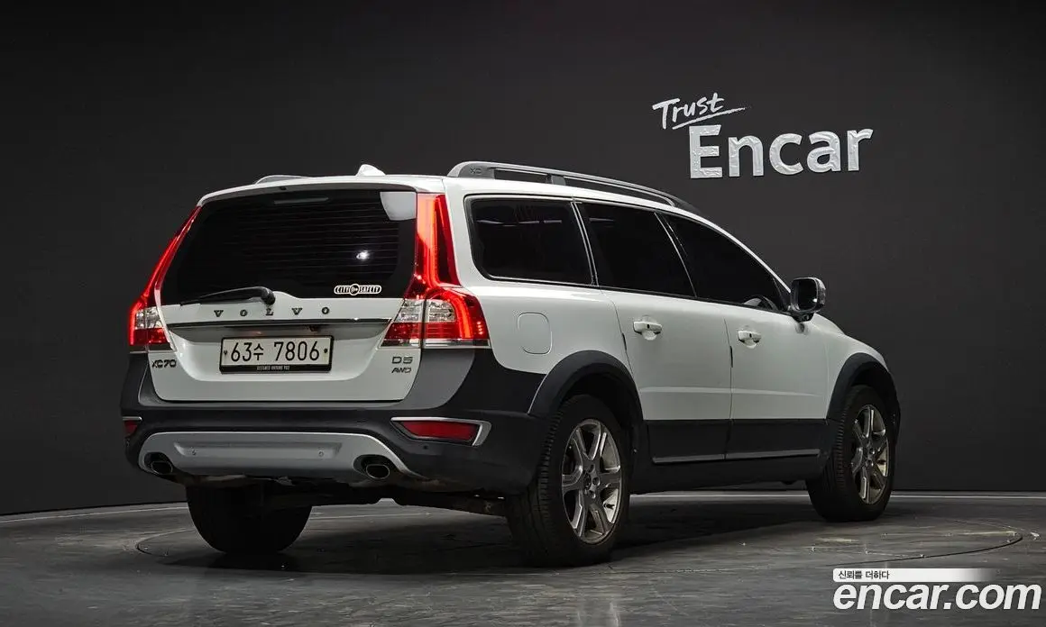 Volvo XC70 2015 2.4 автомат (гидро), фото 2 Volvo XC70 2015 2.4 автомат (гидро), фото 2