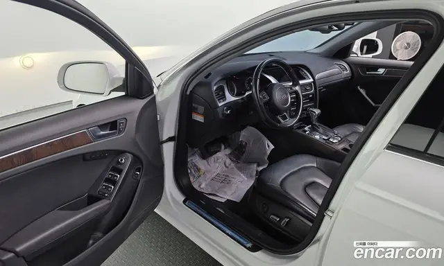 Audi A4 2015 2.0 автомат (гидро), миниатюра 11 Audi A4 2015 2.0 автомат (гидро), миниатюра 11