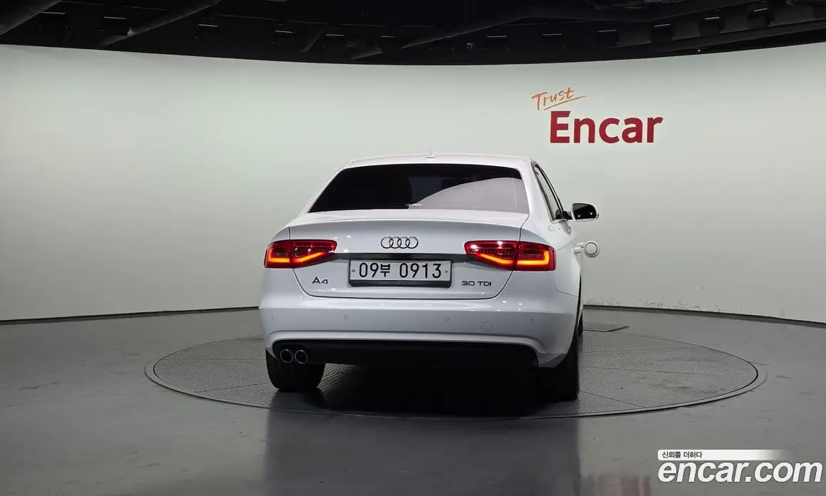 Audi A4 2015 2.0 автомат (гидро), фото 4 Audi A4 2015 2.0 автомат (гидро), фото 4
