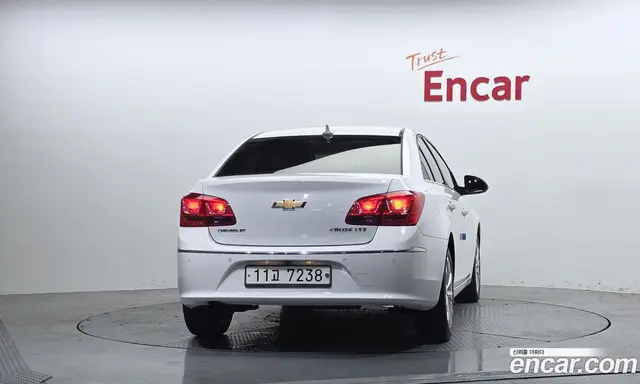 Chevrolet Cruze 2015 1.8 автомат (гидро), миниатюра 4 Chevrolet Cruze 2015 1.8 автомат (гидро), миниатюра 4