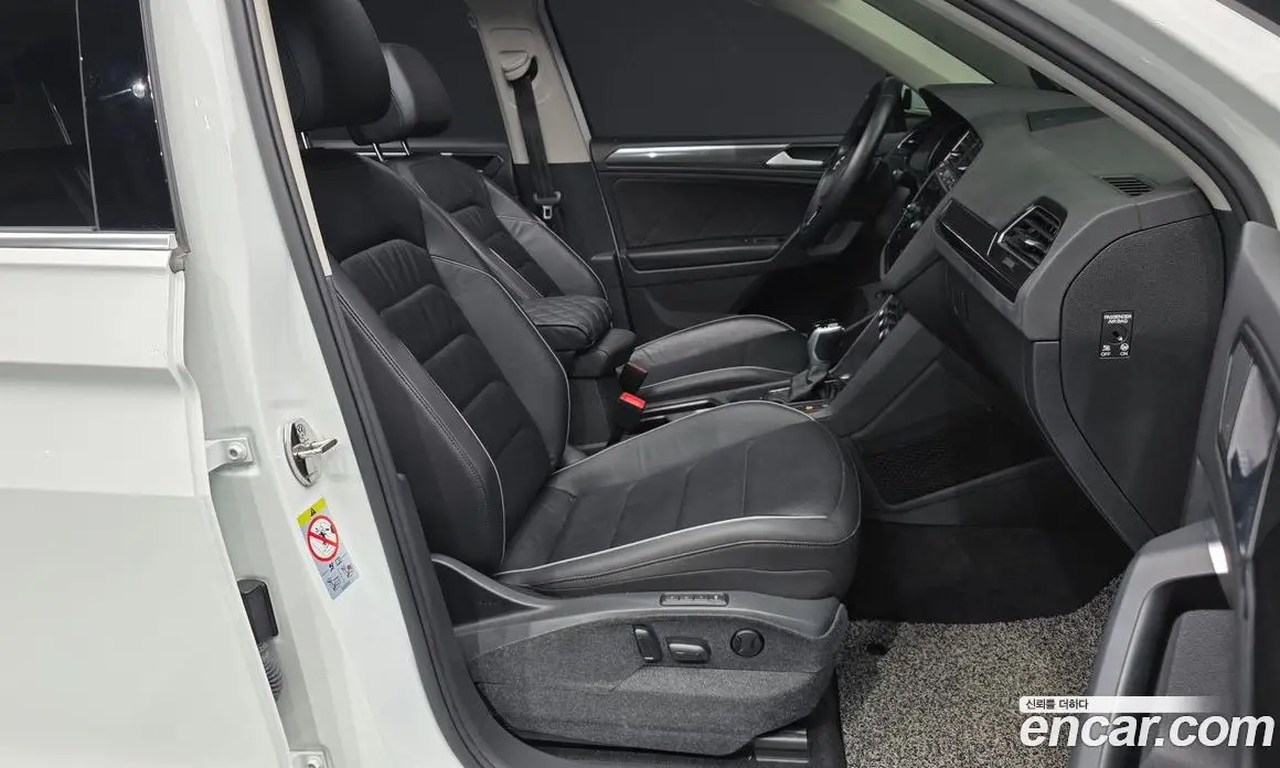 Volkswagen Tiguan 2020 2.0 автомат (гидро), фото 11