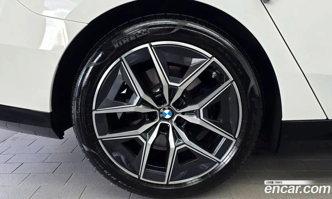 BMW 5 серия 2024 2.0 автомат (гидро), фото 19