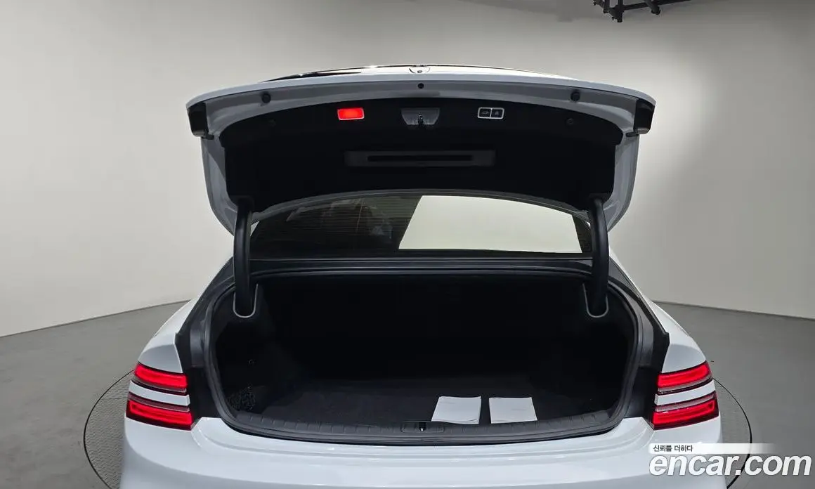 Genesis G80 2024 2.5 автомат (гидро), фото 20