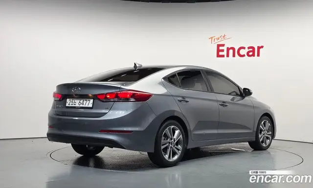 Hyundai Avante 2018 1.6 автомат (гидро), миниатюра 2