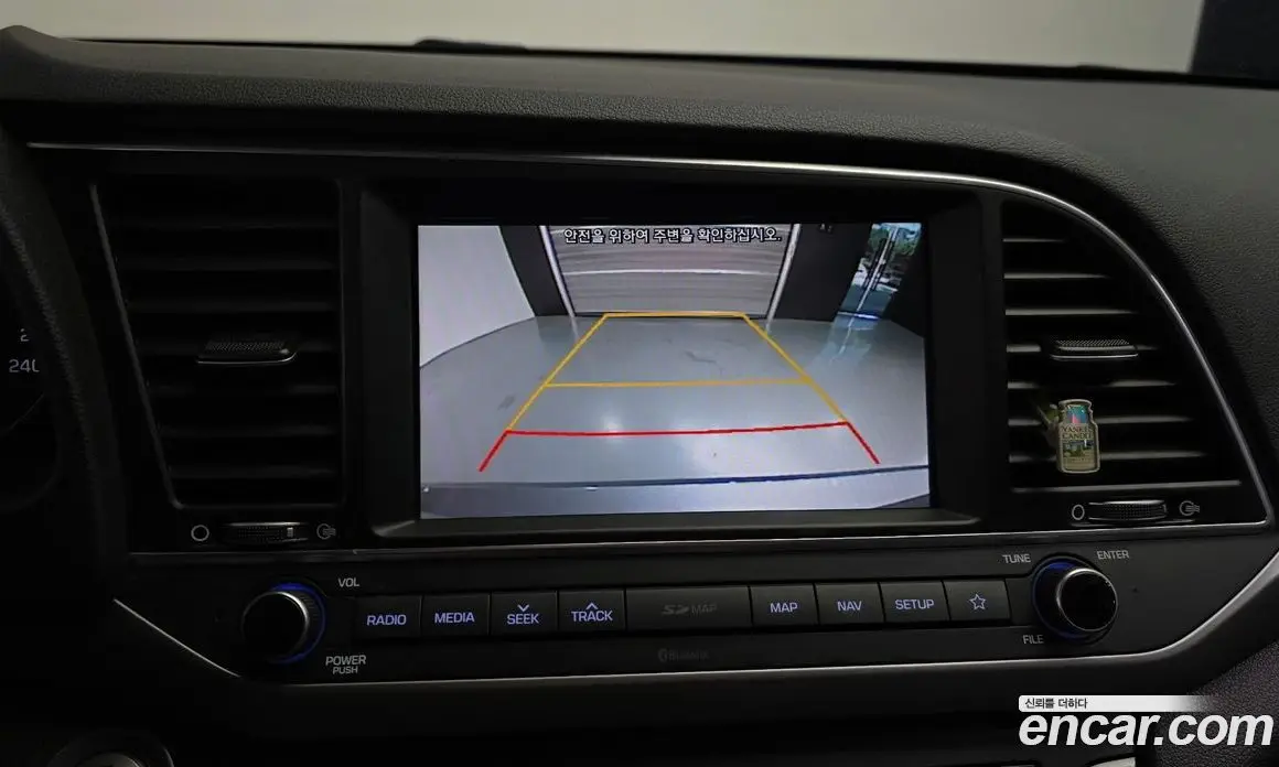 Hyundai Avante 2018 1.6 автомат (гидро), фото 16