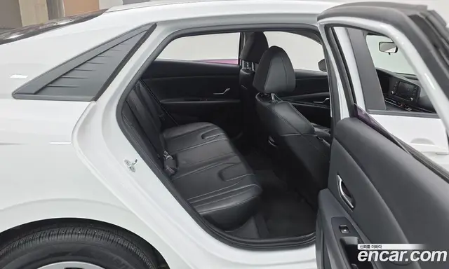 Hyundai Avante 2020 1.6 автомат (гидро), миниатюра 11 Hyundai Avante 2020 1.6 автомат (гидро), миниатюра 11