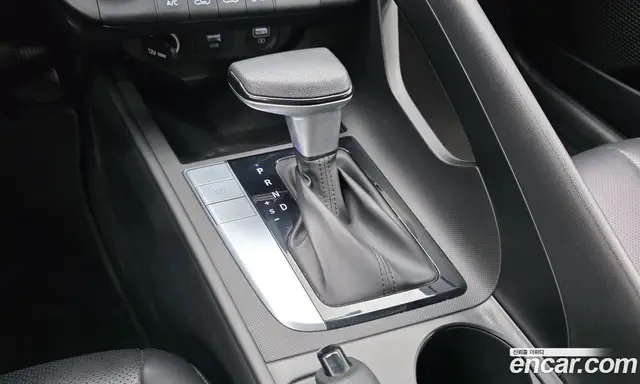 Hyundai Avante 2020 1.6 автомат (гидро), миниатюра 9 Hyundai Avante 2020 1.6 автомат (гидро), миниатюра 9