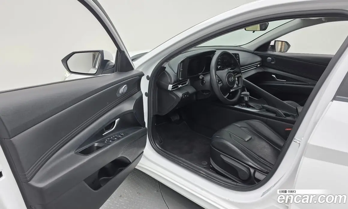 Hyundai Avante 2020 1.6 автомат (гидро), фото 10 Hyundai Avante 2020 1.6 автомат (гидро), фото 10