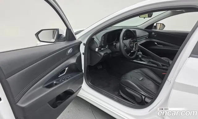 Hyundai Avante 2020 1.6 автомат (гидро), миниатюра 10 Hyundai Avante 2020 1.6 автомат (гидро), миниатюра 10