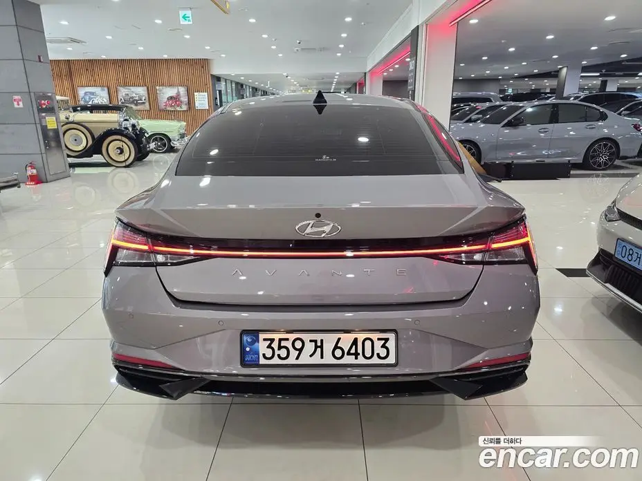 Hyundai Avante 2023 1.6 автомат (гидро), фото 4