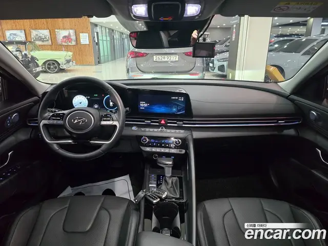 Hyundai Avante 2023 1.6 автомат (гидро), миниатюра 7