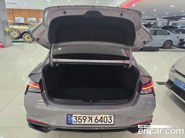 Hyundai Avante 2023 1.6 автомат (гидро), миниатюра 8