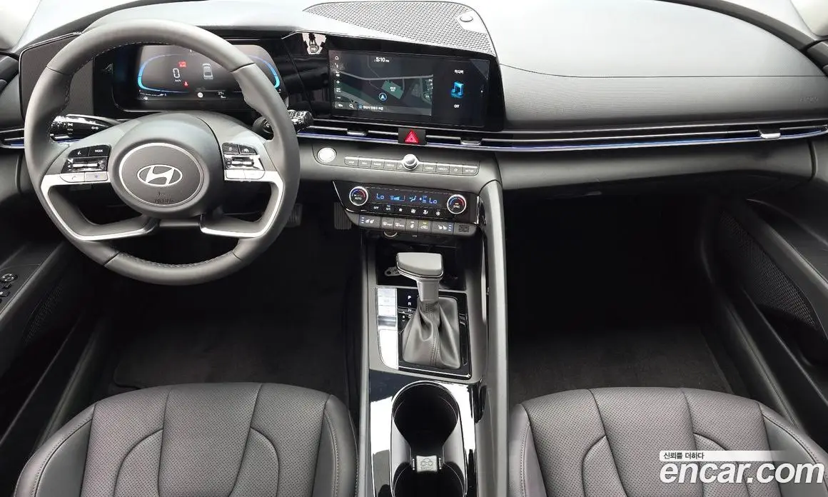 Hyundai Avante 2026 1.6 автомат (гидро), фото 7