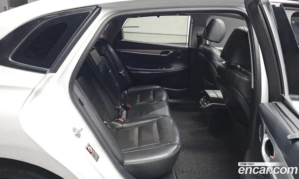 Hyundai Grandeur 2020 2.5 автомат (гидро), фото 11