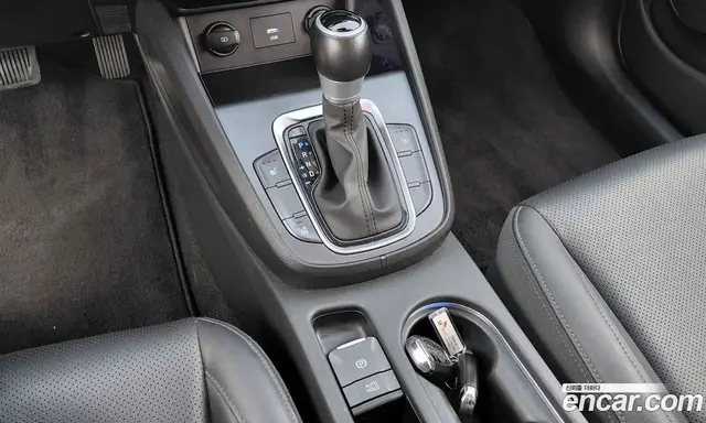 Hyundai Kona 2023 1.6 автомат (гидро), миниатюра 9 Hyundai Kona 2023 1.6 автомат (гидро), миниатюра 9