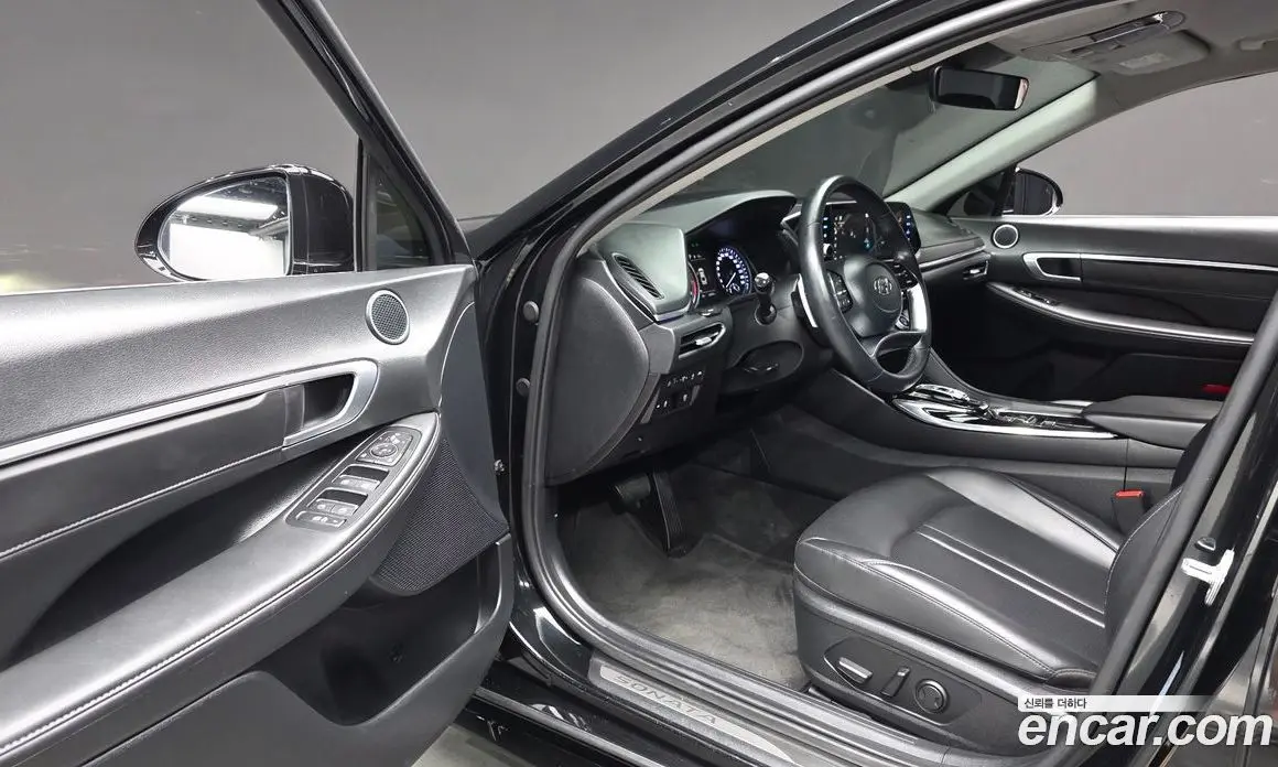 Hyundai Sonata 2022 2.0 автомат (гидро), фото 10 Hyundai Sonata 2022 2.0 автомат (гидро), фото 10