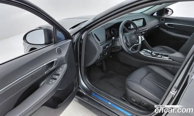 Hyundai Sonata 2023 2.0 автомат (гидро), миниатюра 10