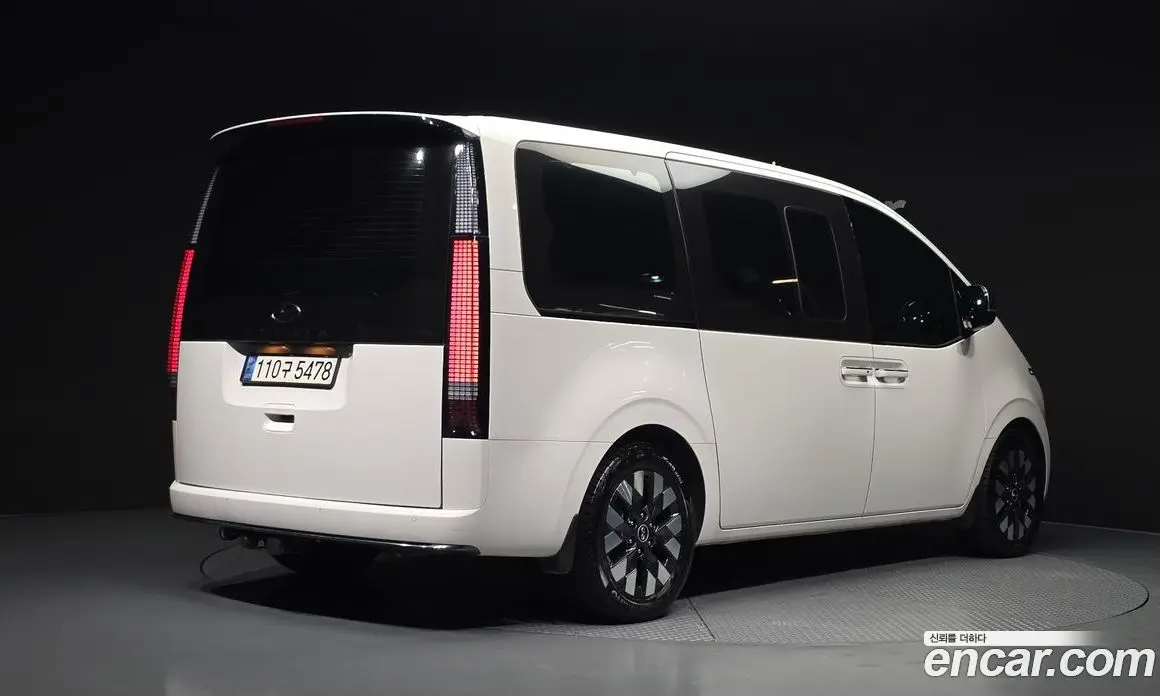 Hyundai Staria 2022 2.2 автомат (гидро), фото 2 Hyundai Staria 2022 2.2 автомат (гидро), фото 2