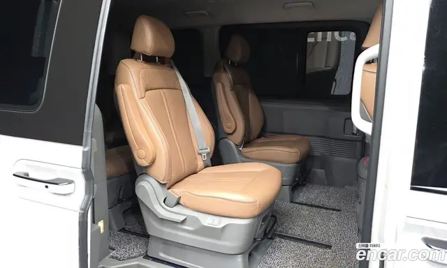 Hyundai Staria 2022 2.2 автомат (гидро), миниатюра 12