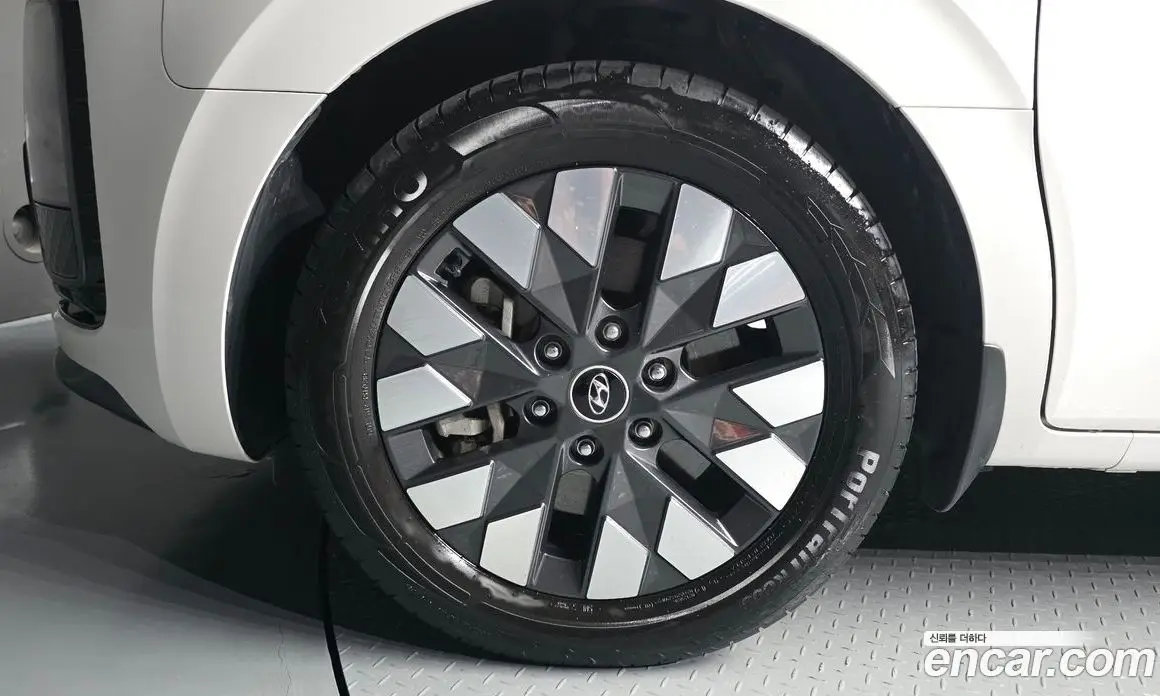 Hyundai Staria 2022 2.2 автомат (гидро), фото 5 Hyundai Staria 2022 2.2 автомат (гидро), фото 5