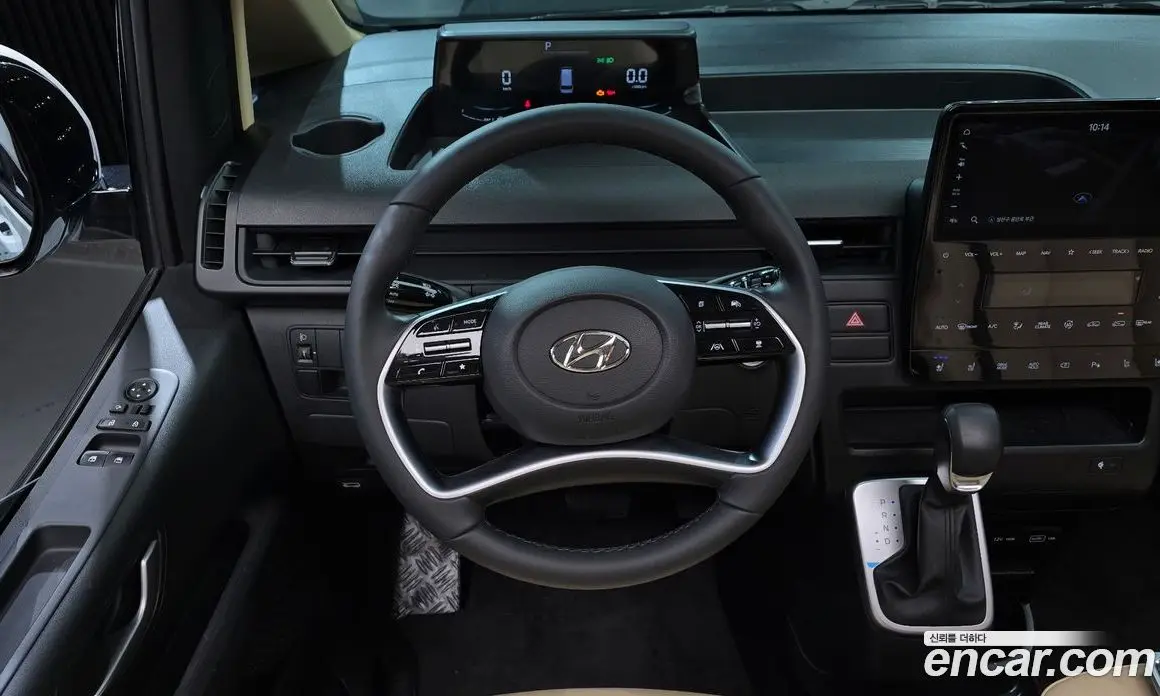 Hyundai Staria 2024 3.5 автомат (гидро), фото 14