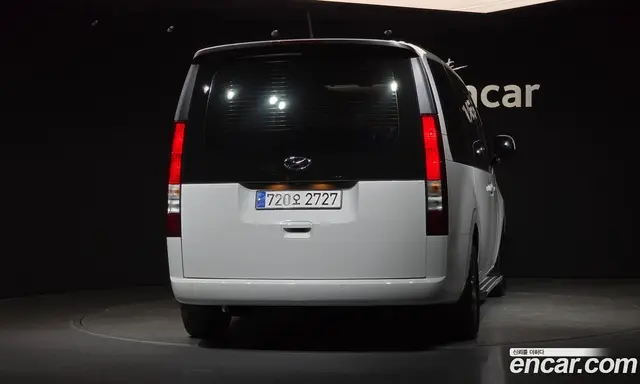 Hyundai Staria 2024 3.5 автомат (гидро), миниатюра 4