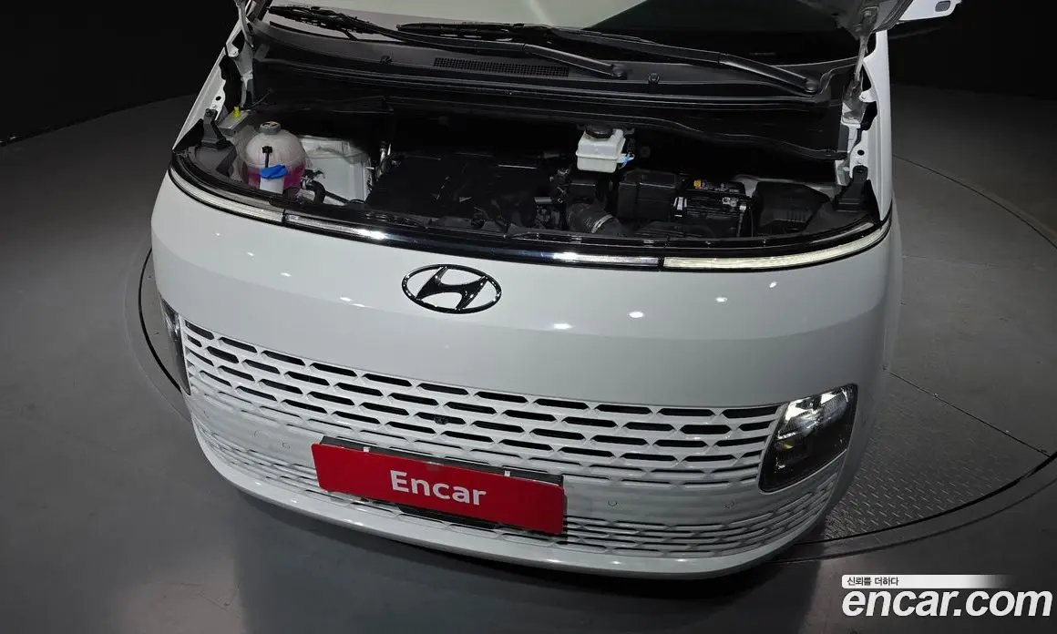 Hyundai Staria 2024 3.5 автомат (гидро), фото 6