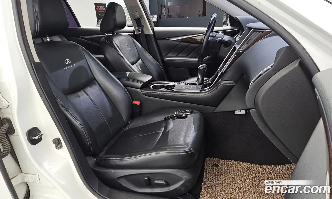 Infiniti Q50 2014 2.1 автомат (гидро), фото 12