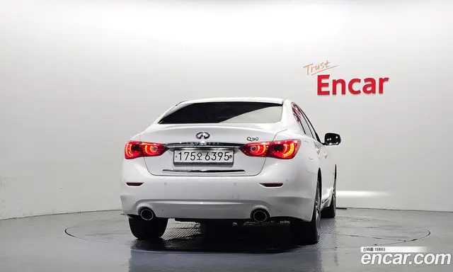 Infiniti Q50 2014 2.1 автомат (гидро), миниатюра 4