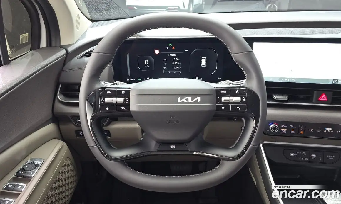 Kia Carnival 2026 1.6 автомат (гидро), фото 14 Kia Carnival 2026 1.6 автомат (гидро), фото 14