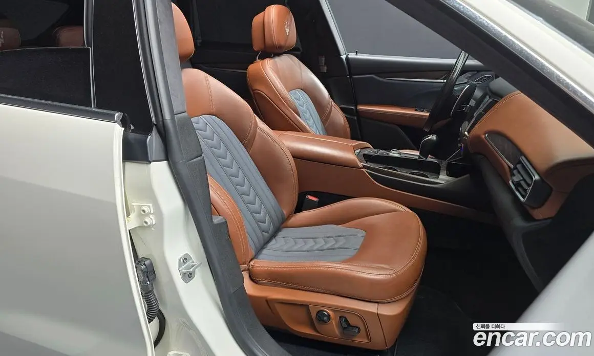 Maserati Levante 2018 3.0 автомат (гидро), фото 12