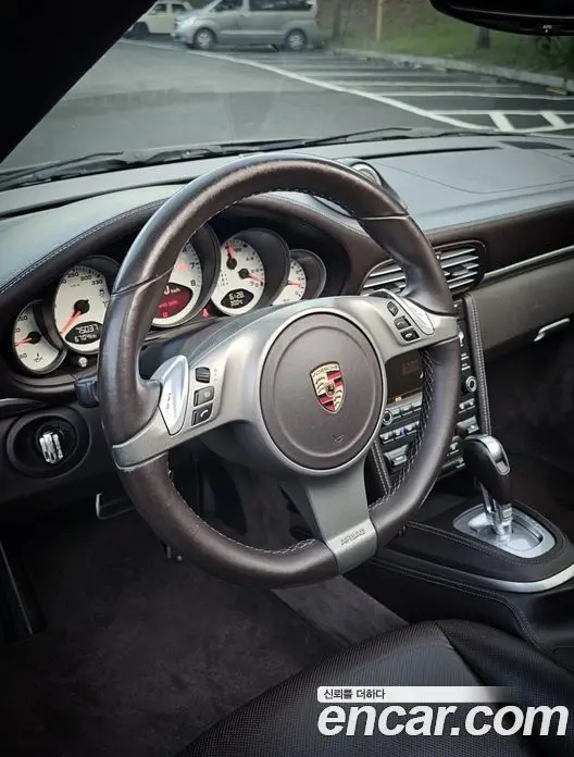 Porsche 911 2009 3.8 автомат (гидро), фото 16 Porsche 911 2009 3.8 автомат (гидро), фото 16