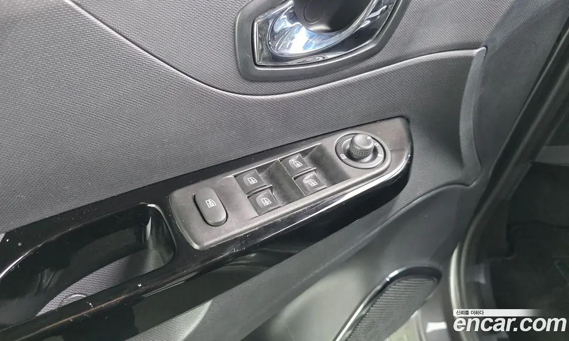 Renault (Samsung) QM3 2016 1.5 автомат (гидро), фото 18 Renault (Samsung) QM3 2016 1.5 автомат (гидро), фото 18