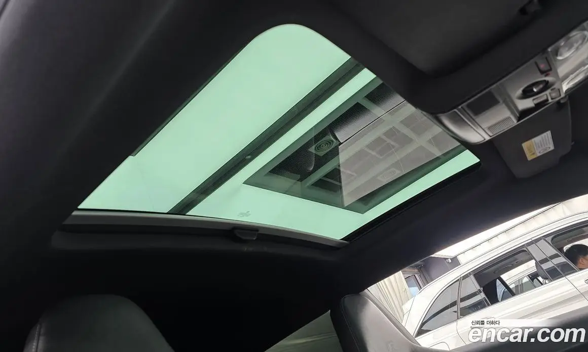 Volkswagen Scirocco 2013 2.0 автомат (гидро), фото 17