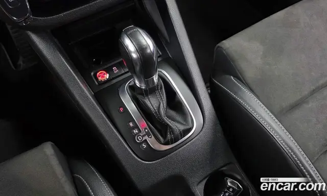 Volkswagen Scirocco 2013 2.0 автомат (гидро), миниатюра 9