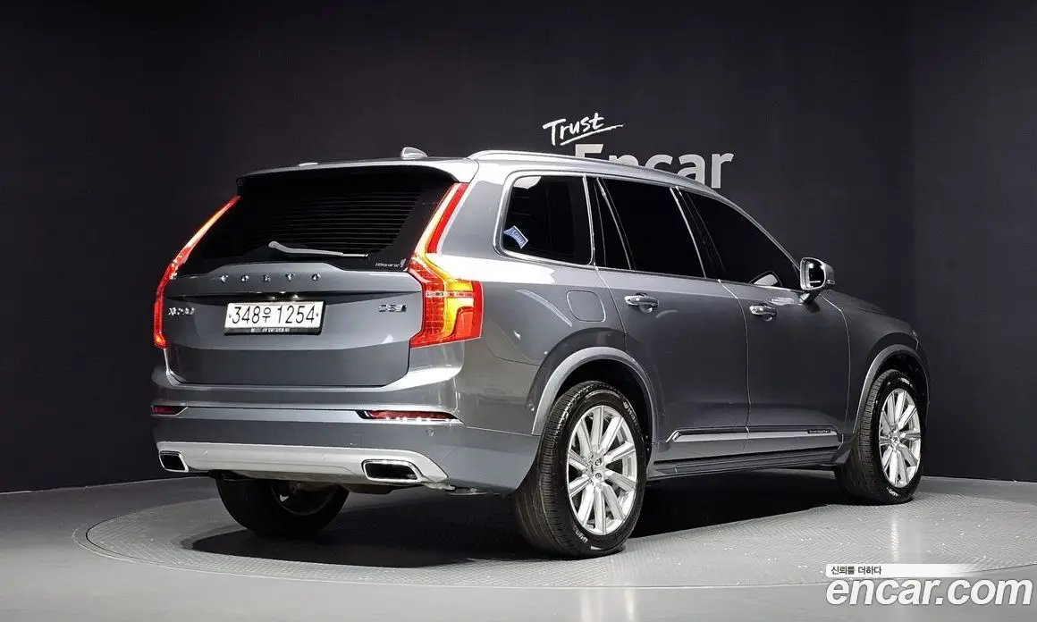 Volvo XC90 2018 2.0 автомат (гидро), фото 2 Volvo XC90 2018 2.0 автомат (гидро), фото 2