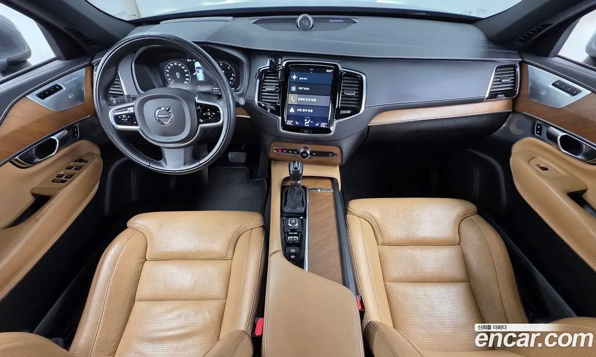 Volvo XC90 2018 2.0 автомат (гидро), фото 7 Volvo XC90 2018 2.0 автомат (гидро), фото 7
