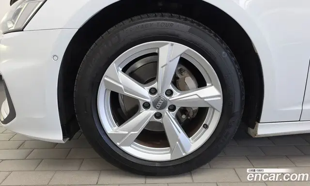 Audi A6 2020 2.0 автомат (гидро), миниатюра 5