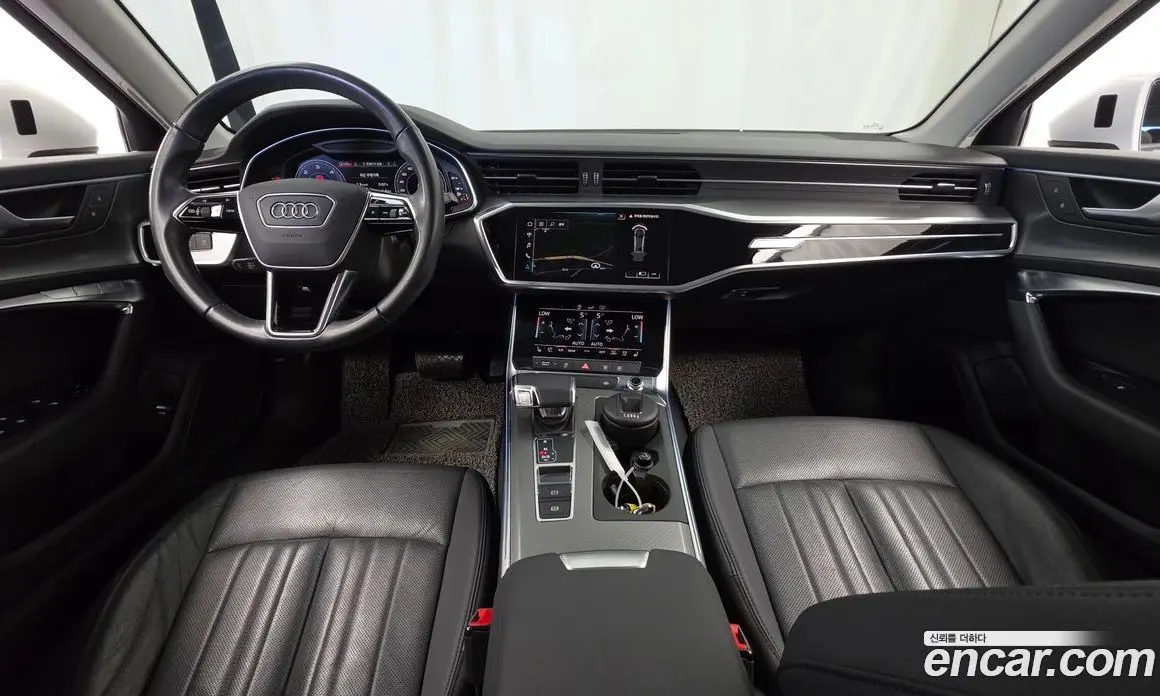 Audi A6 2020 2.0 автомат (гидро), фото 7