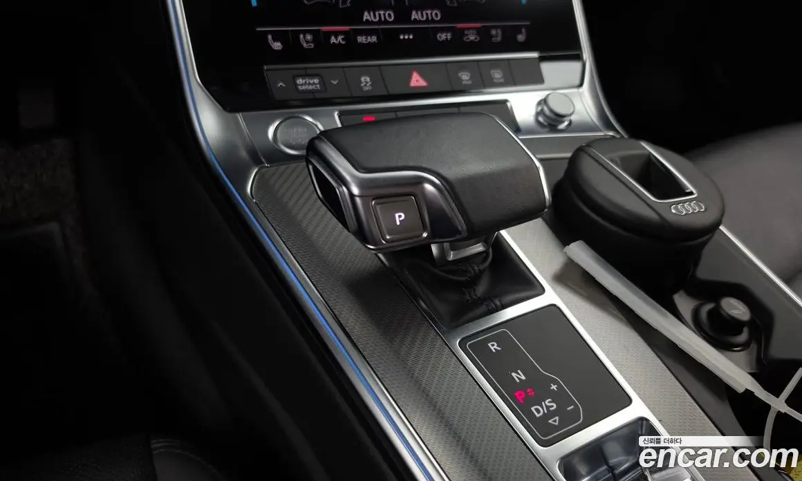 Audi A6 2020 2.0 автомат (гидро), фото 9