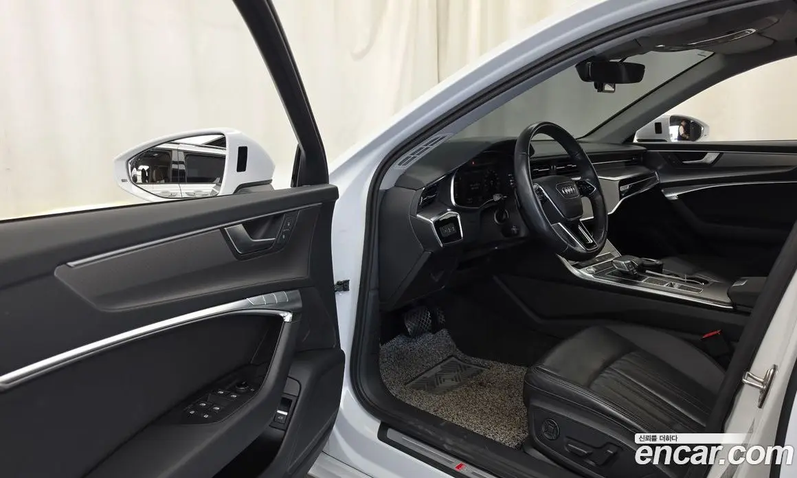 Audi A6 2020 2.0 автомат (гидро), фото 10