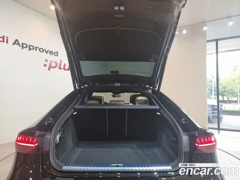 Audi A7 2022 3.0 автомат (гидро), фото 17