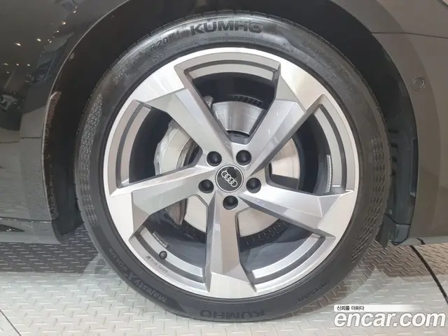 Audi A7 2022 3.0 автомат (гидро), миниатюра 5