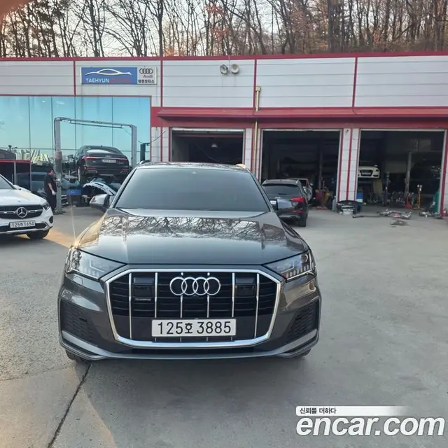 Audi Q7, 2022, 82 195 км