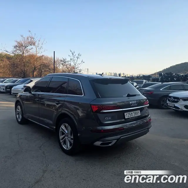 Audi Q7 2022 3.0 автомат (гидро), миниатюра 3 Audi Q7 2022 3.0 автомат (гидро), миниатюра 3