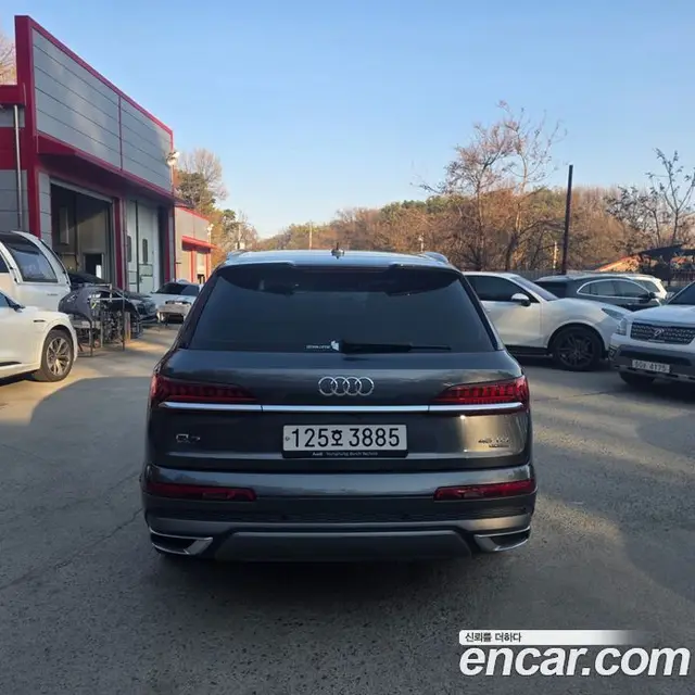 Audi Q7 2022 3.0 автомат (гидро), миниатюра 4 Audi Q7 2022 3.0 автомат (гидро), миниатюра 4