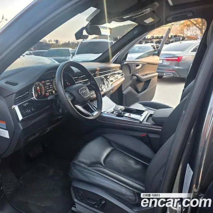 Audi Q7 2022 3.0 автомат (гидро), фото 7 Audi Q7 2022 3.0 автомат (гидро), фото 7