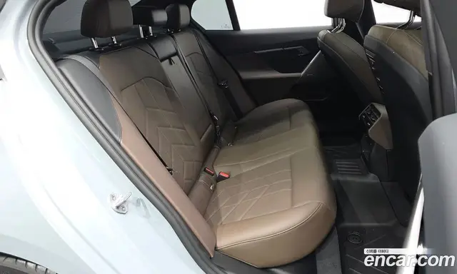 BMW 5 серия 2025 2.0 автомат (гидро), миниатюра 12