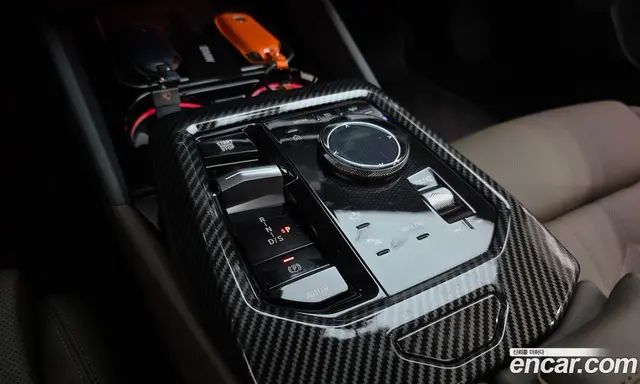 BMW 5 серия 2025 2.0 автомат (гидро), миниатюра 9 BMW 5 серия 2025 2.0 автомат (гидро), миниатюра 9
