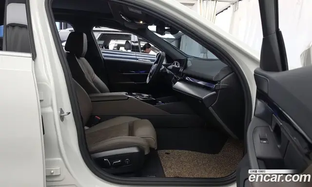 BMW 5 серия 2025 2.0 автомат (гидро), миниатюра 11 BMW 5 серия 2025 2.0 автомат (гидро), миниатюра 11